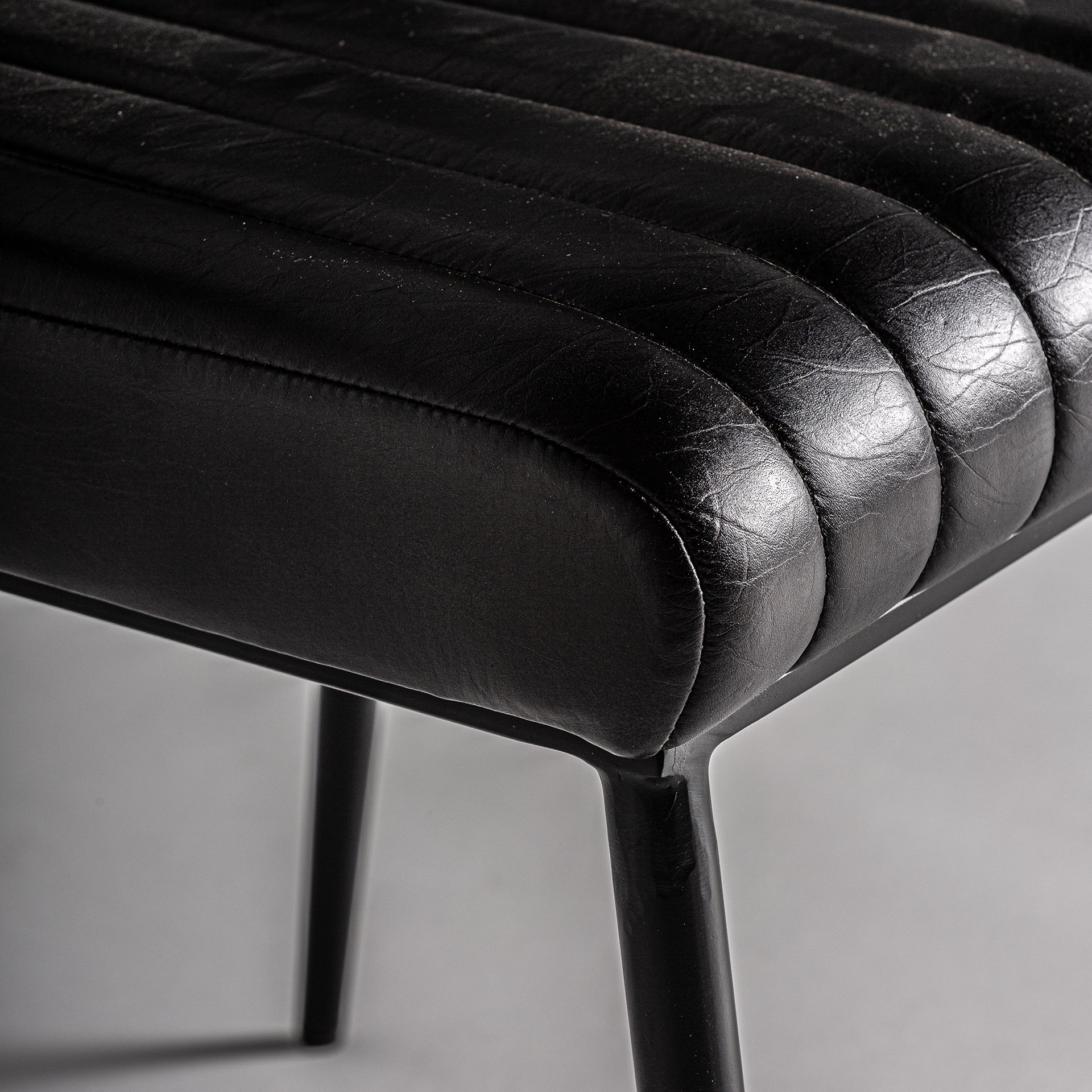 RATVIK STOOL